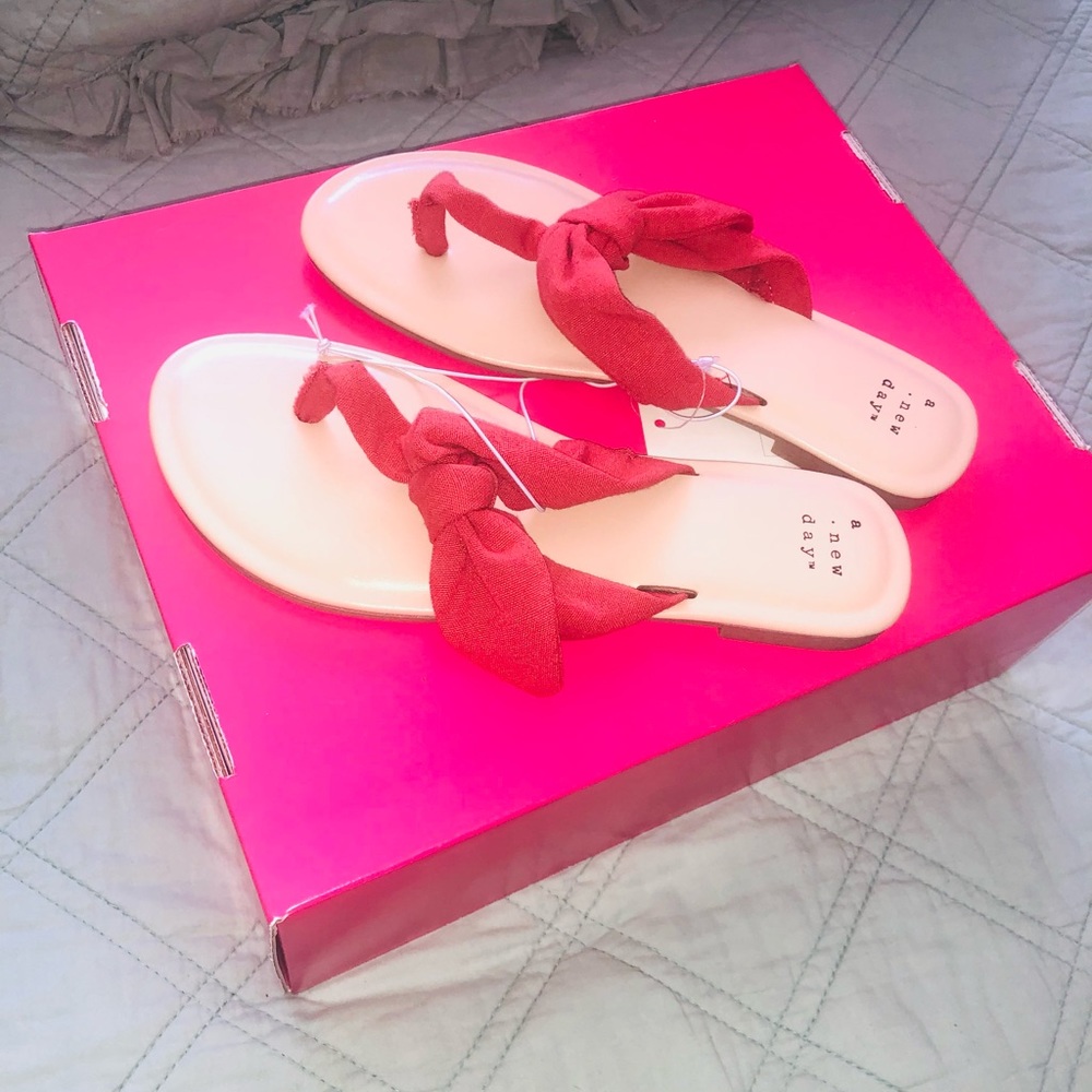 A New Day Sandals - Picture 3 of 3